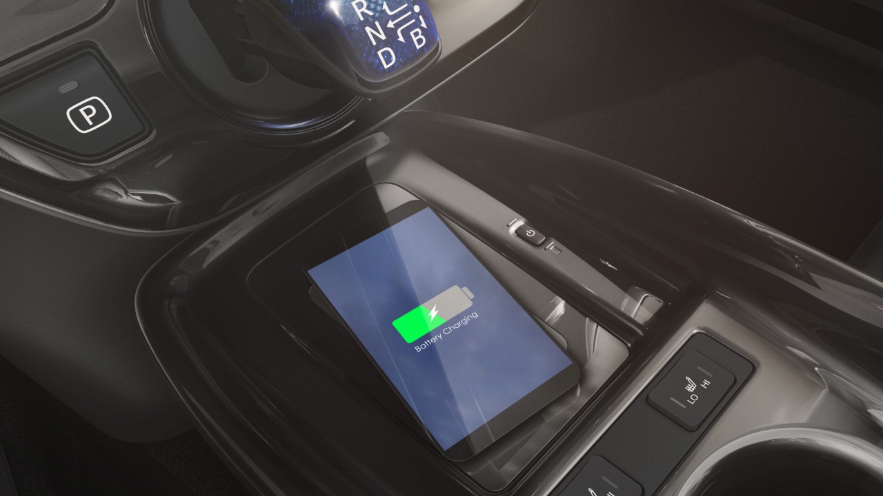 Wireless mobile phone charger	